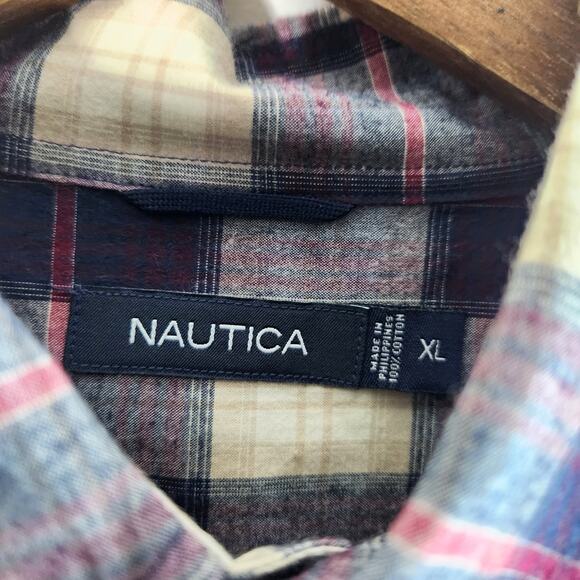 Nautica Mens Purple Plaid Button Up Casual Shirt Size XL Business Office Career - Picture 4 of 10